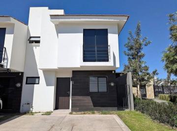 Casa en condominio de 3 habitaciones, Tlajomulco de Zúñiga · Casa en Cortijo de San Agustin