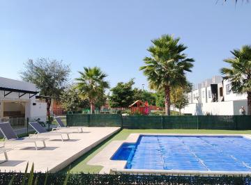 Casa de 3 habitaciones, León · Venta Directa de Alba Residencial