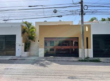 Casa de 3 habitaciones, Mérida · En Venta Casa en Francisco de Montejo, Mérida