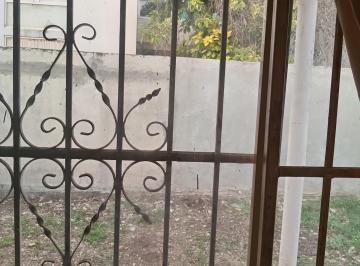 Casa de 2 habitaciones, Mérida · Las Americas a un Costado de Panadería La Esperanza (Entrada del Fracc
