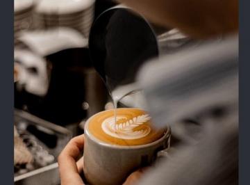 Local en centro comercial 80m² Venta Jardines de La Hacienda · Traspaso de Cafetería