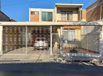 Casa de 4 habitaciones, Saltillo · Casa en Venta – Saltillo, Coahuila
