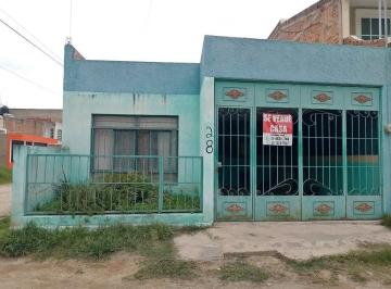 Casa de 3 habitaciones, Etzatlán · Se Vende Casa en El Centro de Etzatlan