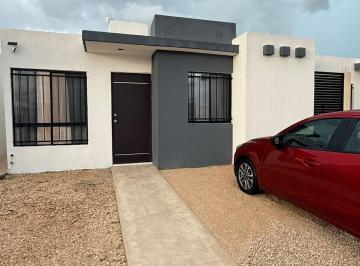 Casa de 2 habitaciones, Mérida · Casa en Renta de 2 Recámaras y Estudio, Muy Bien Equipada