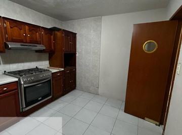 Casa de 3 habitaciones, Guadalajara · Casa en Renta en Colonia Independencia