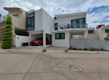Casa de 3 habitaciones, Guadalupe · Se Renta Casa Cerca de Alberca Olímpica Guadalupe Zacatecas