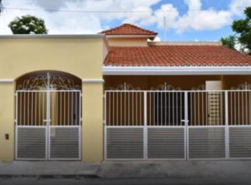 Casa de 3 habitaciones, Mérida · Casa con Piscina Pensiones Mérida