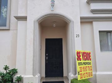Casa en condominio de 3 habitaciones, Tlajomulco de Zúñiga · Casa en Fraccionamiento Villa California
