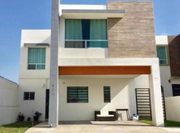 Casa de 3 habitaciones, Ramos Arizpe · Oportunidad Casa Renta en Fraccionamiento Privado Ramos Arizpe