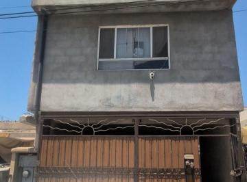 Casa de 4 habitaciones, Tijuana · Casa en El Refugio Privada Guayabos