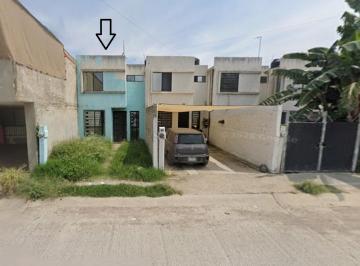 Casa en condominio , El Salto · Casa de Dos Pisos