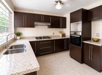 COCINA · Residencia Ruiseñor 1116. Una Casa Amplia y Funcional con Espacios Versátiles, C
