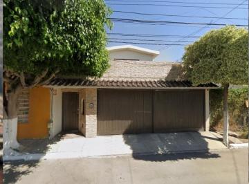 Casa de 3 habitaciones, Querétaro · Hermosa Casa en "Jardines de La Hacienda"