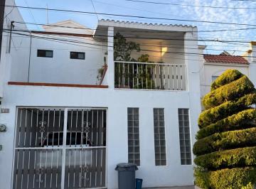 Casa de 3 habitaciones, Soledad de Graciano Sánchez · Casa Equipada, Impecable, Lugar Segruro y Tranquilo Frente a Jardin