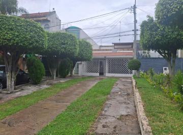 Casa de 5 habitaciones, Guadalajara · Casa en Venta con Uso Mixto, Col. Colinas de La Normal