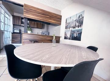 Casa de 2 habitaciones, Guadalajara · Casa en Renta Amueblada Walmart Revolución