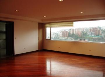 Departamento de 3 habitaciones, Quito · Arriendo Departamento con Vista Tres Dorm. - Sector Gonzalez Suarez