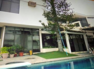 Casa de 5 habitaciones, Guayaquil · Se Vende en Lomas de Urdesa Casa Elegante!