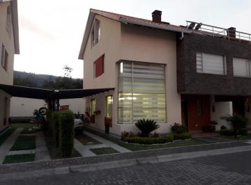 Casa de 3 habitaciones, Quito · Cumbayá, Lumbisí, Limonar, Casa Vendo, 226 m², Tres Dorm., 2 Garajes, Guardianía 24/7, Piscina