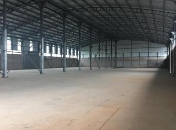 Bodega-Galpón · 2500m² · 8 Estacionamientos · Arriendo Bodega, Sur de Quito, Miraflores, Tambillo, Caballeria de Policía
