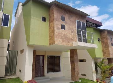 Casa de 3 habitaciones, Portoviejo · De Oportunidad Precio de Locura $85.000, Promoción Válida Para La Casa 12 y 13