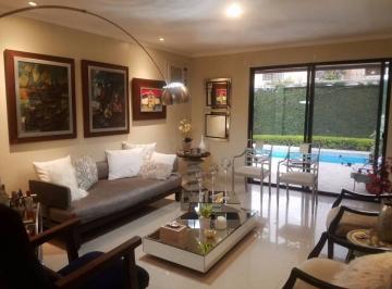 Casa de 4 habitaciones, Guayaquil · Venta Via Samborondon. Preciosa Casa. 4 Habitaciones. $250.000 Piscina