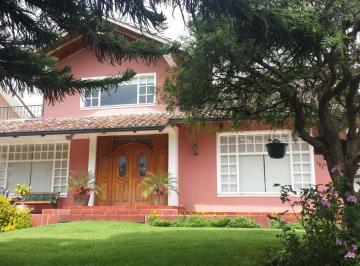 Casa de 3 habitaciones, Quito · Santa Lucía 1, Excelente Ubicación, Hermosa Casa, Seguridad!