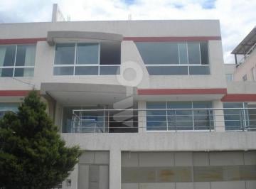 Casa de 4 habitaciones, Quito · San Isidro II, Rento Casa Tres Dorm., Parqueaderos, Suite, Seguridad