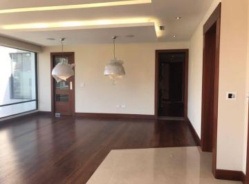 Departamento · 235m² · 3 Habitaciones · Bellavista - Espectacular Penthouse de Lujo en Venta - 235 m².