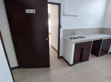 Oficina comercial de 2 habitaciones, Guayaquil · En Venta Oficina/consultorio de 70 m² El Mejor Sector Kennedy Area de Medicos.