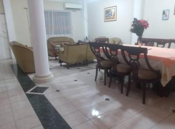 Casa , Guayaquil · Casa en Venta en Guayacanes, 2 Plantas con Terraza y Suite, Control de Acceso.