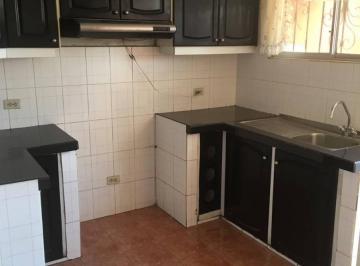 Casa de 3 habitaciones, Quito · Casa de Venta, Sector Mastodontes