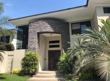 Casa de 4 habitaciones, Guayaquil · Casa de Venta en Lago Sol Km 7. Samborondon