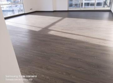 Oficina comercial , Quito · Pradera Lujosa Oficina 350 m con 8 Parqueaderos en Edificio 100% Corporativo