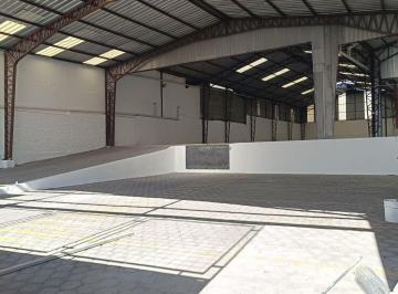 Bodega-Galpón , Quito · Galpón / Oficina Comercial en Renta Sector Norte de Quito Arriendo (Comite)