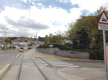 Terreno / Lote , Cuenca · Terreno Esquinero en Venta 600 m² Av de Las Américas Cuenca