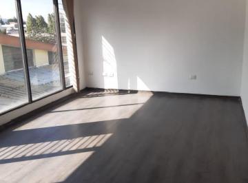Casa de 3 habitaciones, Quito · Casa en Venta Cerca del Quicentro Shopping y Plataforma Judicial