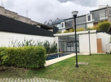 Casa de 6 habitaciones, Quito · Hermosa Casa Cumbaya Conjunto Cerrado 6 Dorm.