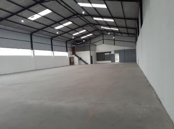 Bodega-Galpón , Quito · Arriendo Galpon / Bodega con Oficinas Sector Cristiania