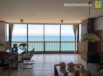 Departamento de 3 habitaciones, Salinas · Departamento en Venta en Chipipe Frente Al Mar