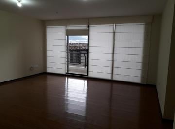 Departamento de 3 habitaciones, Quito · Se Renta Flamante Depart. de 3 Dormit. de 150 Mt en Ponciano Alto