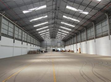 Bodega-Galpón , Guayaquil · Bodega 1955 m² Via a Daule - Complejo de 1era Buena Altura Muelles de Carga