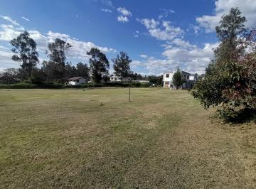 Terreno / Lote , Quito · En Venta Lote de 1.882 m² Cerca del Colegio Highlans en Puembo