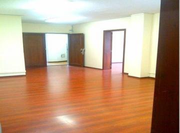 Oficina comercial de 4 habitaciones, Quito · Av Amazonas, Centro Norte, Vendo Oficina Comercial 200 m² con 6 Habientes, 4 Garajes.