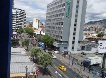 Oficina comercial de 4 habitaciones, Quito · Av Amazonas, Centro Norte, Vendo Oficina Comercial 200 m² con 6 Habientes, 4 Garajes.