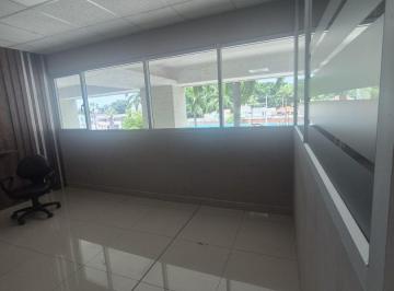 Oficina comercial de 7 habitaciones, Guayaquil · Empresarial Colón Alquilo Oficina de Lujo Divisiones 3 Privados, 1 Grupal, Sala de Reuniones, 90 Mt
