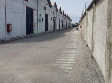 Bodega-Galpón , Durán · Venta 550 m², Bodega Via Duran Tambo