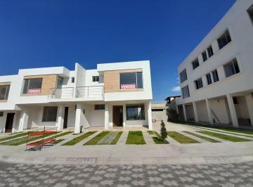 Casa de 3 habitaciones, Quito · Casas de Venta Dentro de Conjunto Tumbaco La Morita