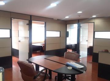 Oficina comercial de 3 habitaciones, Quito · Alquiler Oficina Amoblada - en La 6 de Diciembre y Orellana