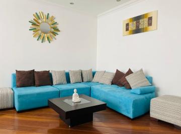 Departamento de 2 habitaciones, Quito · Hermoso Departamento Amueblado República del Salvador